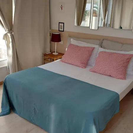 Appartement S- Loft With Balcony In The Historic Center Napels
