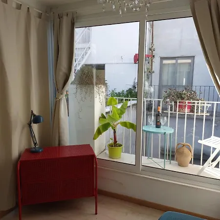 S- Loft With Balcony In The Historic Center Appartement Napels